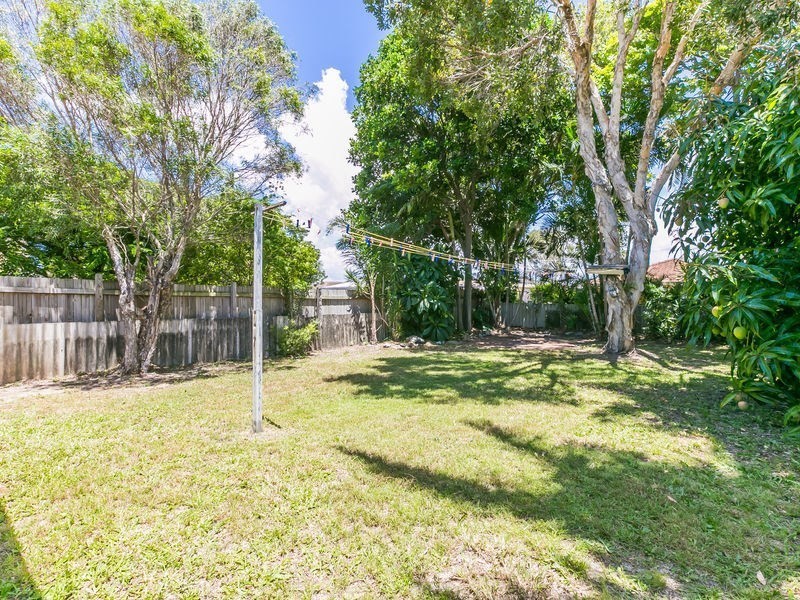114 Nobby Parade, Miami QLD 4220