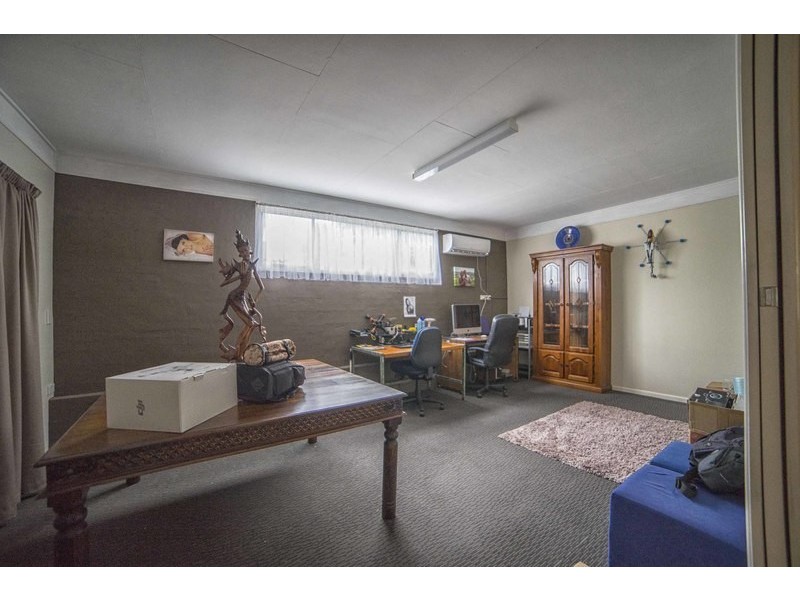 16 Tallebudgera Road, Palm Beach QLD 4221