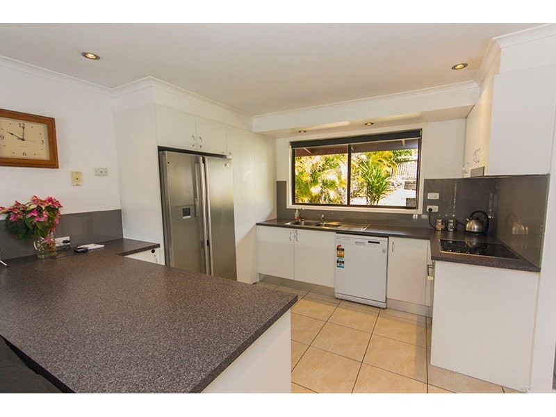 17 Pappas Way, Carrara QLD 4211