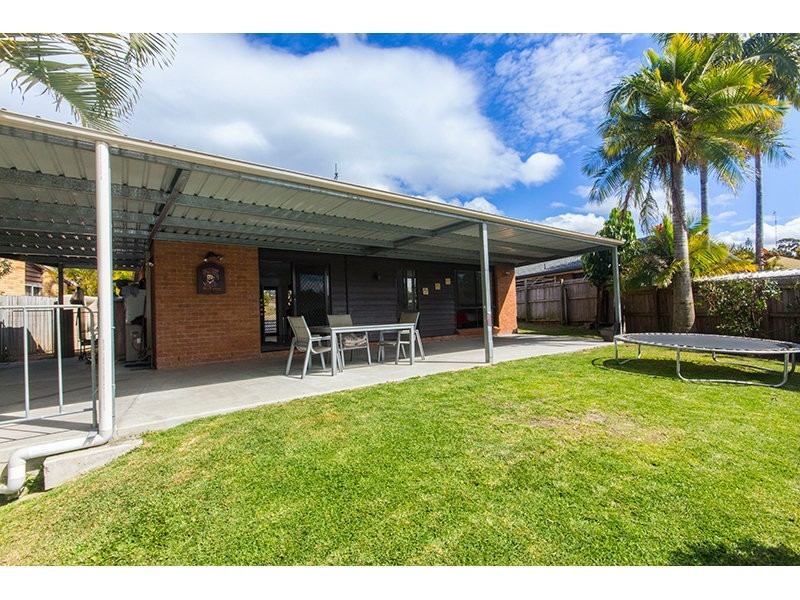 17 Pappas Way, Carrara QLD 4211