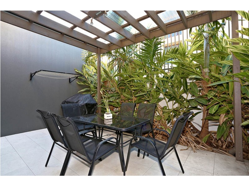 48/2 The Gardenway, Robina QLD 4226
