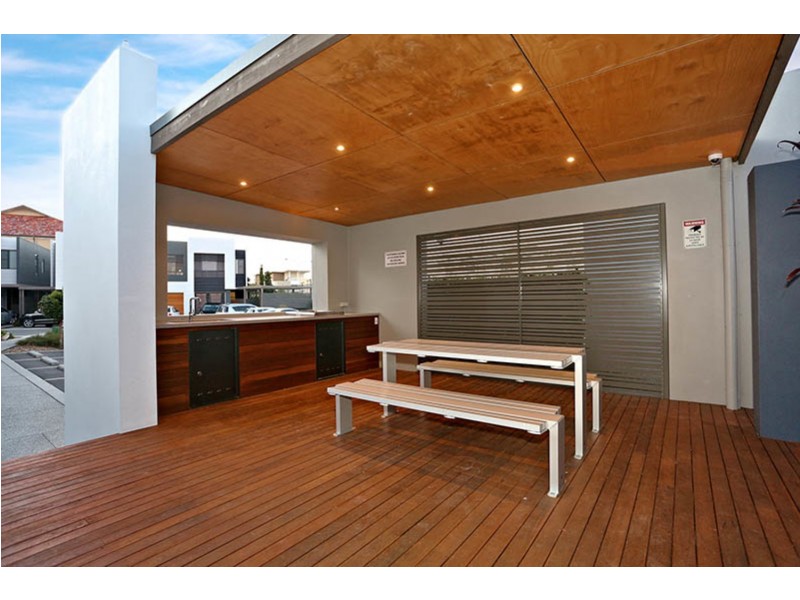 48/2 The Gardenway, Robina QLD 4226