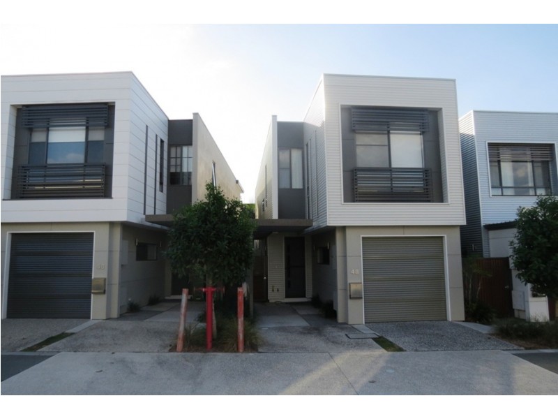 48/2 The Gardenway, Robina QLD 4226