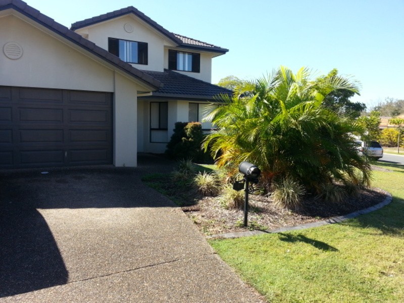 4 Solitaire Place, Robina QLD 4226