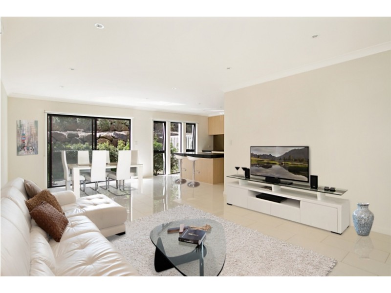 40 Easthill Drive, Robina QLD 4226