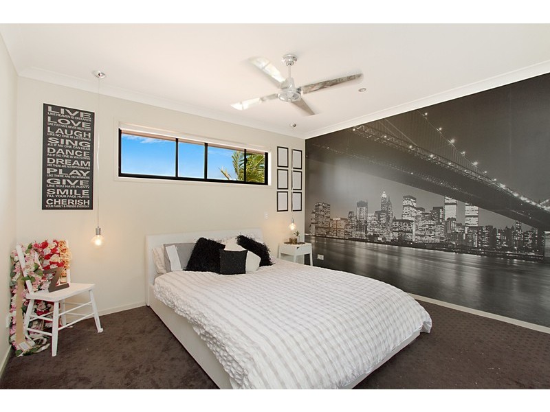 3 Royal Links Drive, Robina QLD 4226