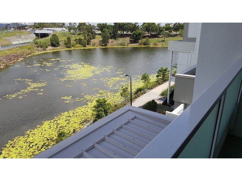 28 Brooklyn Crescent, Robina QLD 4226