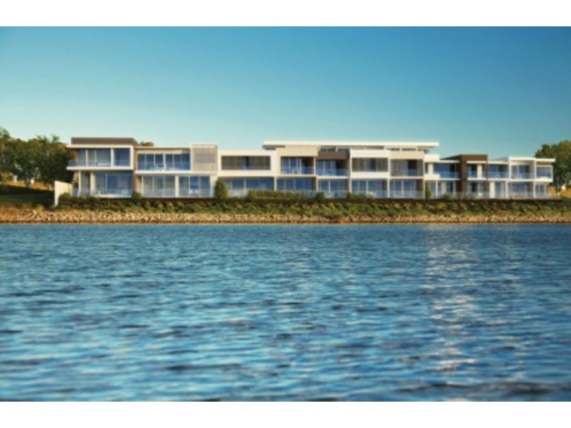 1/9 South Bay Drive, Varsity Lakes QLD 4227