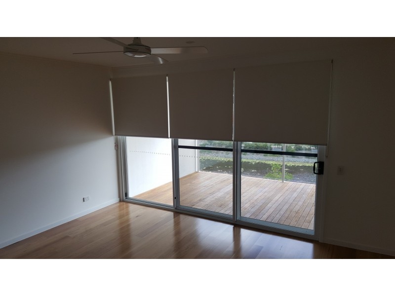 16 Brooklyn Crescent, Robina QLD 4226