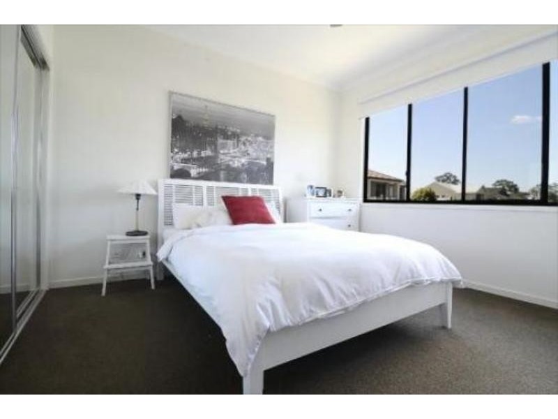 29 Meridien Avenue, Varsity Lakes QLD 4227