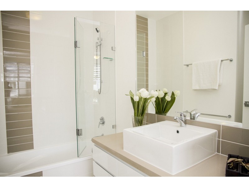 43 Fairlight Avenue, Robina QLD 4226