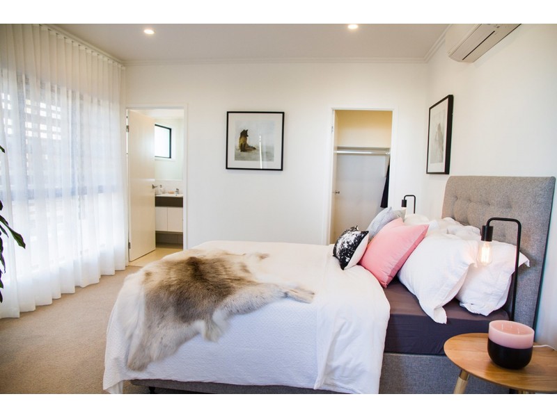 5 Florabella Drive, Robina QLD 4226