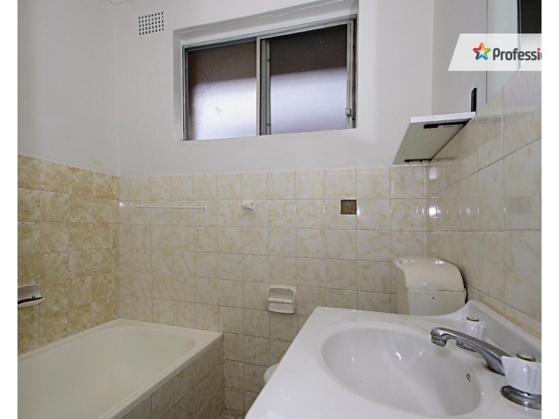 4/10 St Clair Street, Belmore NSW 2192