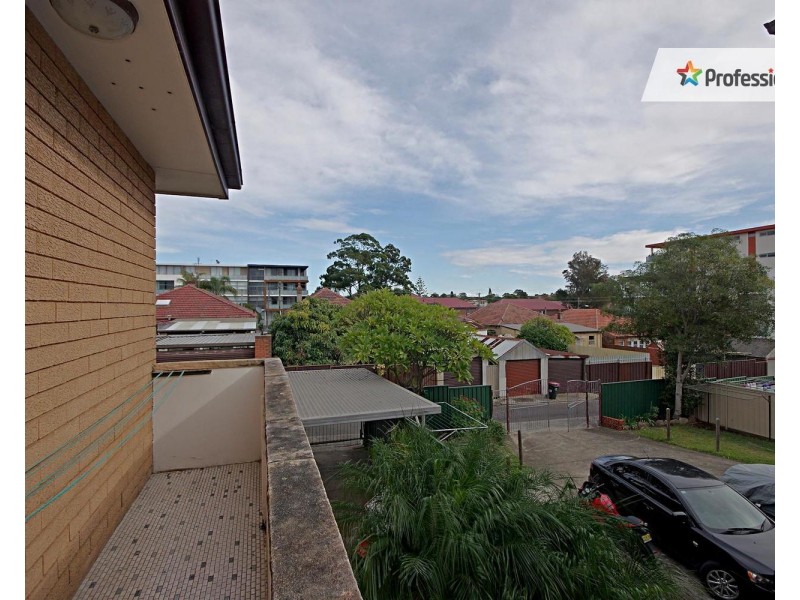 4/10 St Clair Street, Belmore NSW 2192