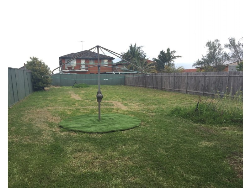 52 Yangoora Road, Belmore NSW 2192