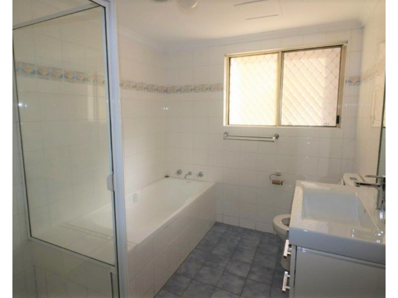 20/1 Hillview Street, Roselands NSW 2196