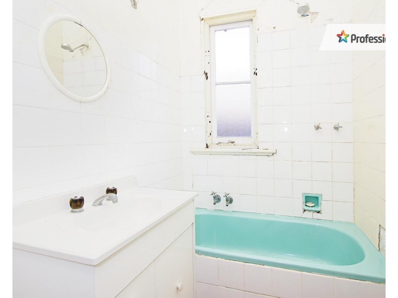 9 Cecilia Street, Belmore NSW 2192