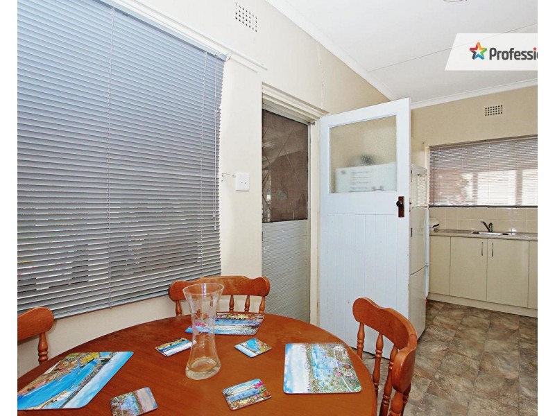 4 Paxton Avenue, Belmore NSW 2192