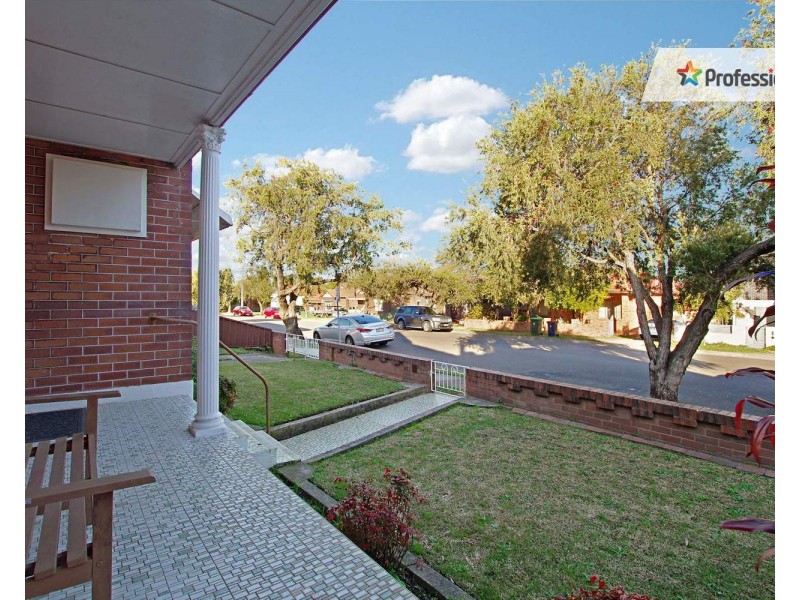 29 Kennedy Avenue, Belmore NSW 2192