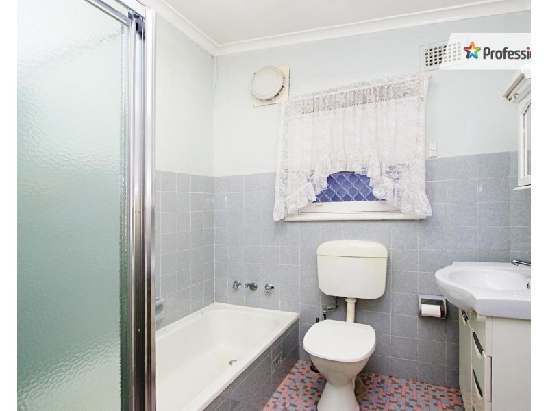 29 Kennedy Avenue, Belmore NSW 2192