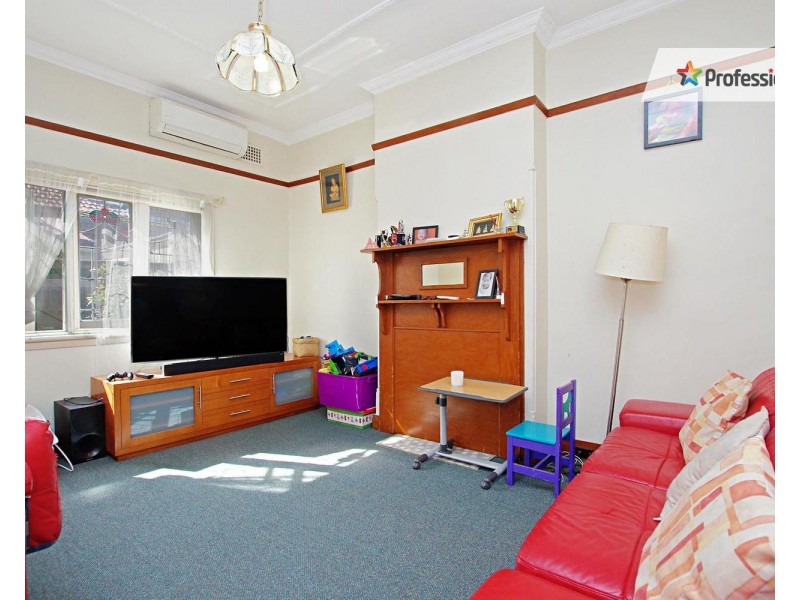 36 Hugh Street, Belmore NSW 2192