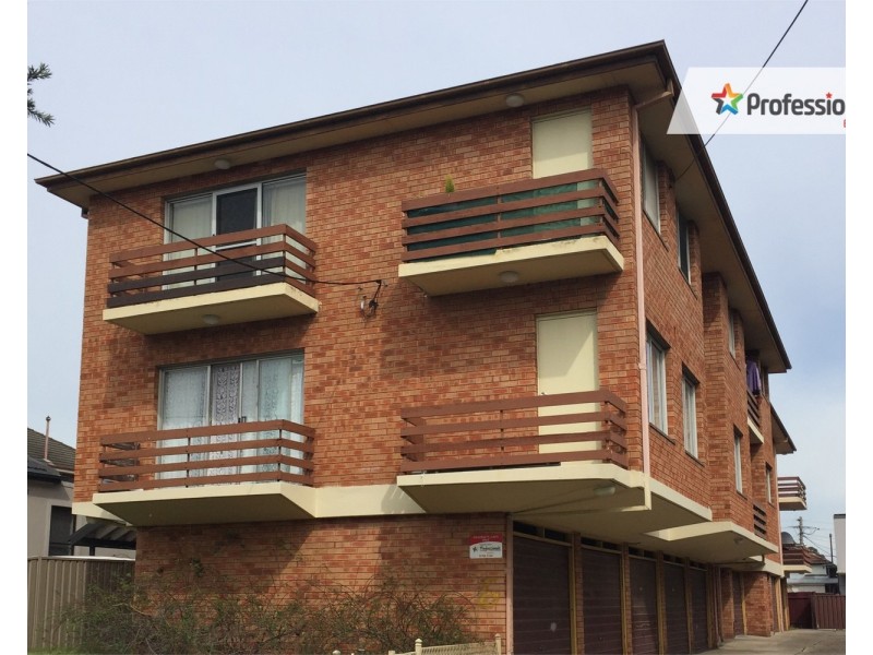 2/6 St Clair Street, Belmore NSW 2192