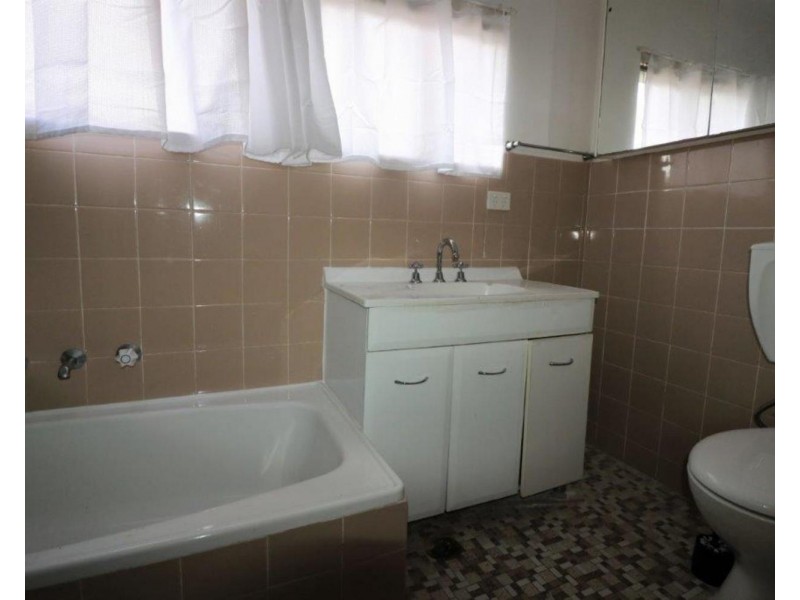 2/6 St Clair Street, Belmore NSW 2192