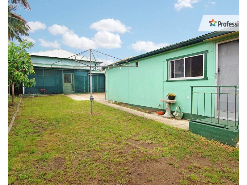 62 Benaroon Road, Lakemba NSW 2195