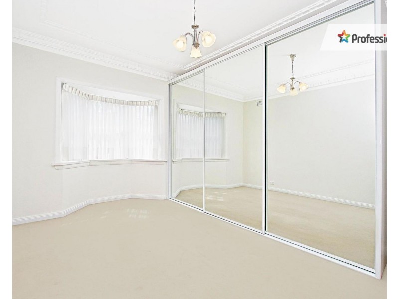 15 Paxton Avenue, Belmore NSW 2192