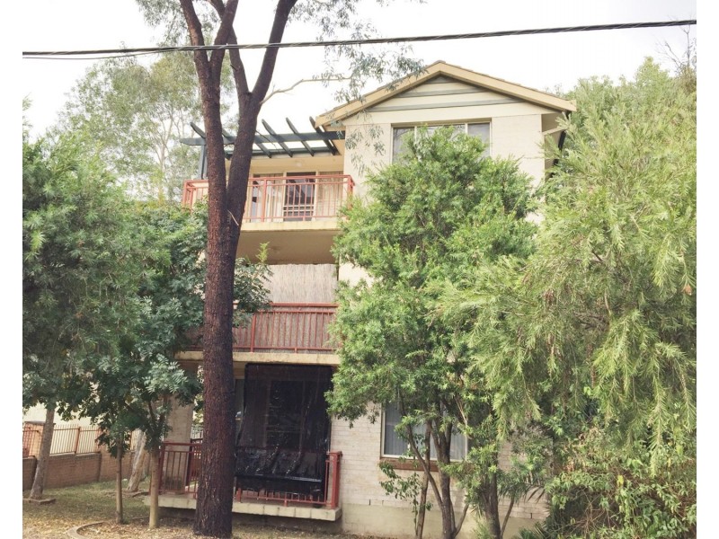 28/2-4 Kane Street, Guildford NSW 2161