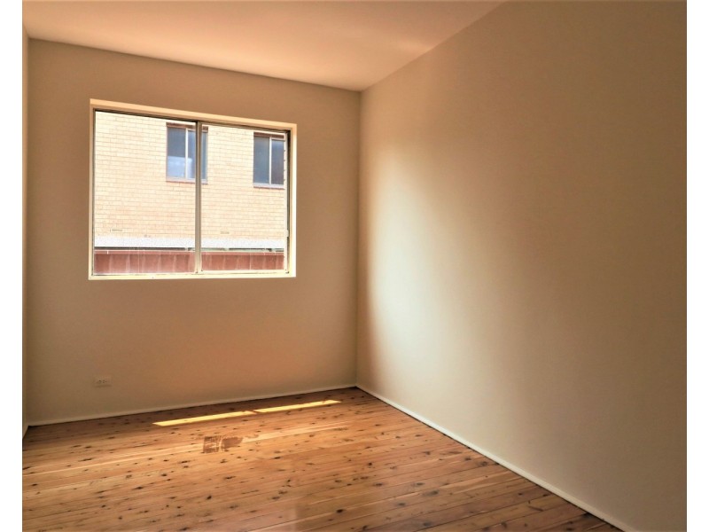 2/10 Ferguson Avenue, Wiley Park NSW 2195