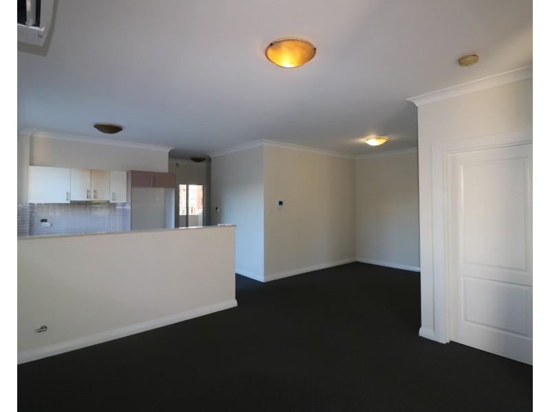 4/85-87 Mountford Avenue, Guildford NSW 2161