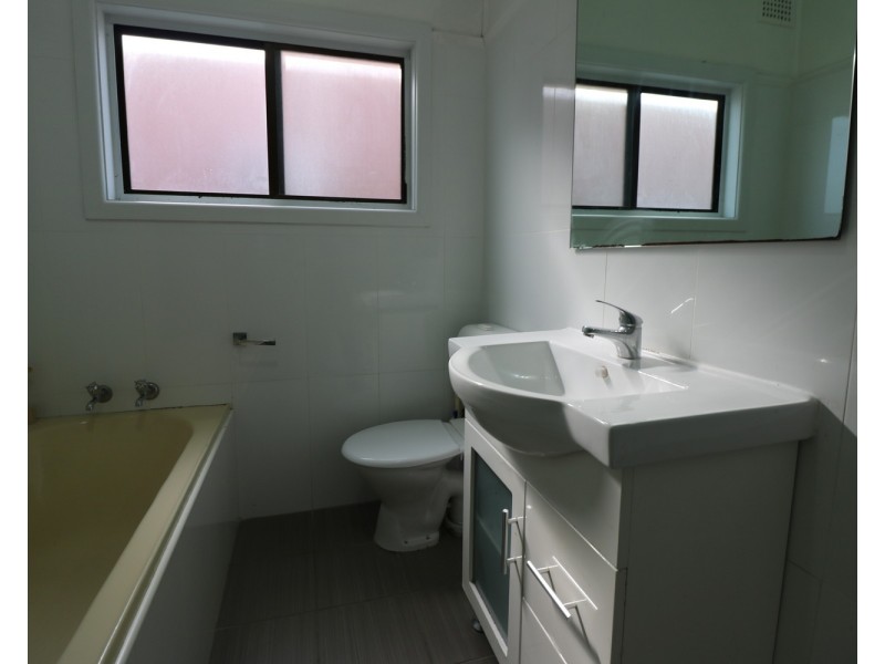 11 Myers Street, Roselands NSW 2196