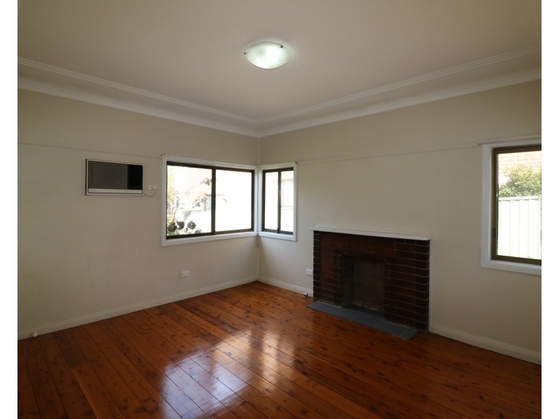 11 Myers Street, Roselands NSW 2196