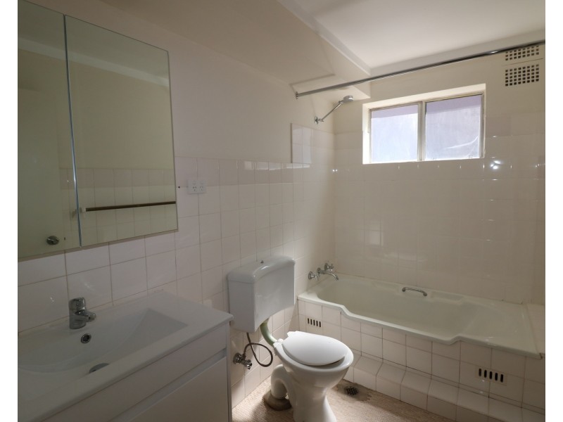 4/55 Wangee Road, Lakemba NSW 2195