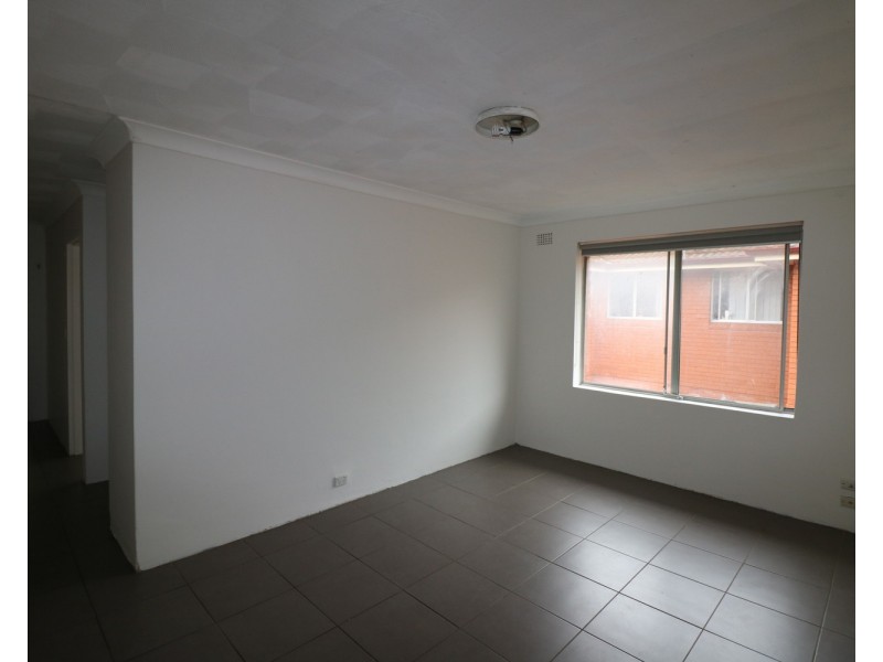 8/21 Colin Street, Lakemba NSW 2195