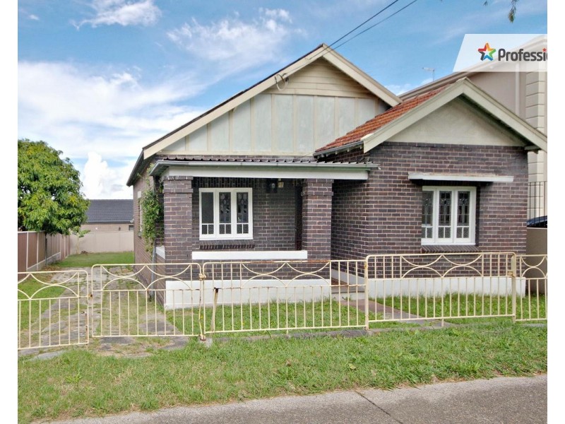 10 Allan Avenue, Belmore NSW 2192