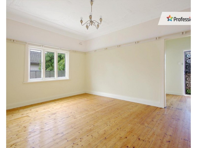 10 Allan Avenue, Belmore NSW 2192