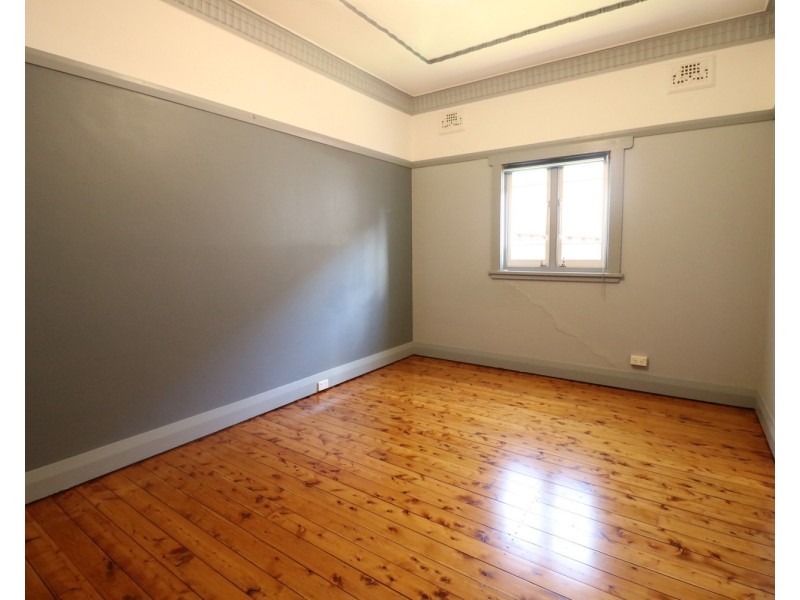 5 Clemton Avenue, Earlwood NSW 2206