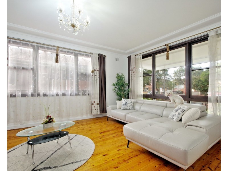 11 Allegra Avenue, Belmore NSW 2192