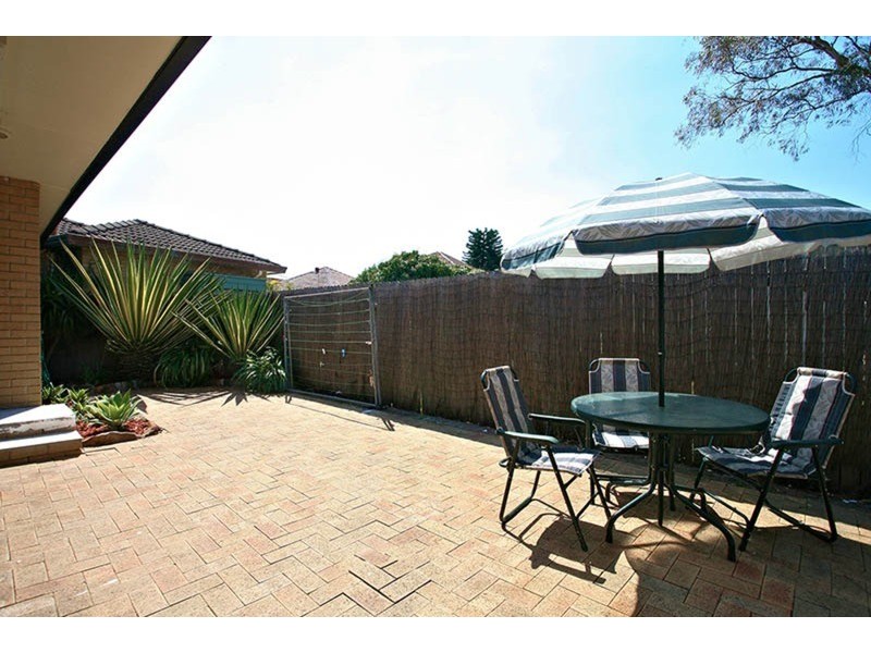 2/48 Flora Street, Roselands NSW 2196