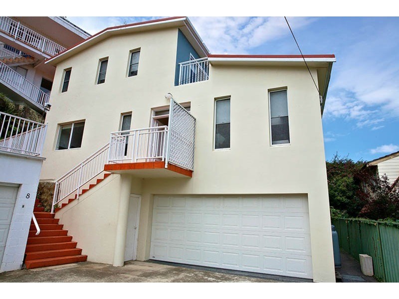 8A Pembrew Crescent, Earlwood NSW 2206