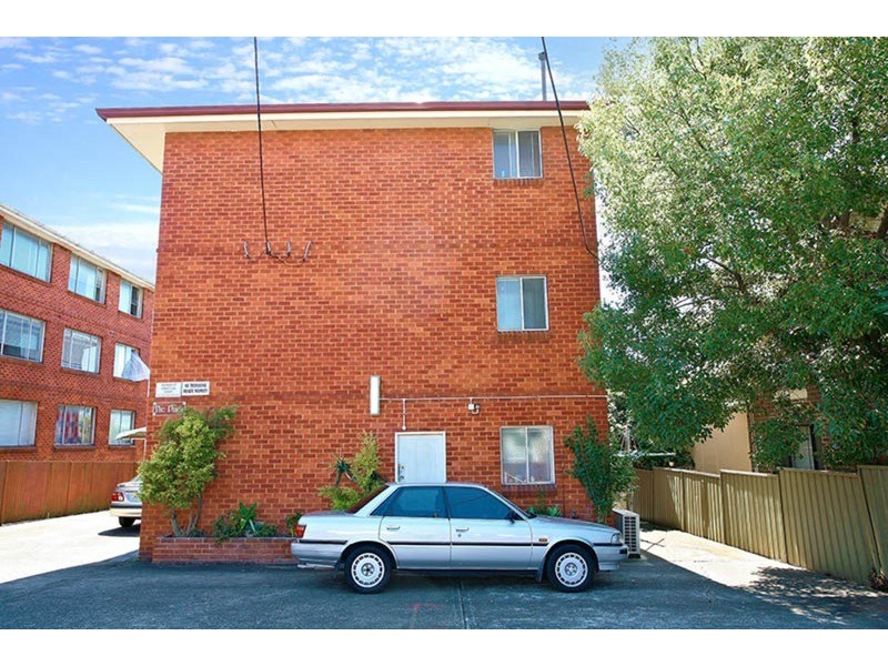 4/4 Howard Street, Canterbury NSW 2193