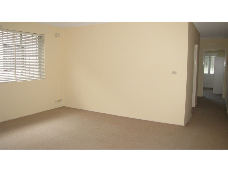 2/7 Allan Avenue, Belmore NSW 2192