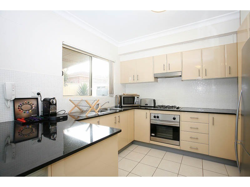 2/48 Townsend Street, Condell Park NSW 2200