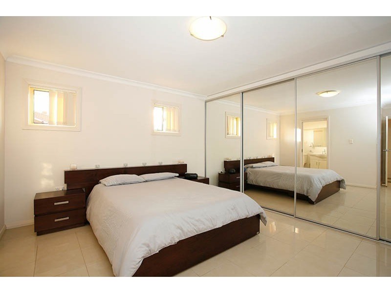 2/48 Townsend Street, Condell Park NSW 2200