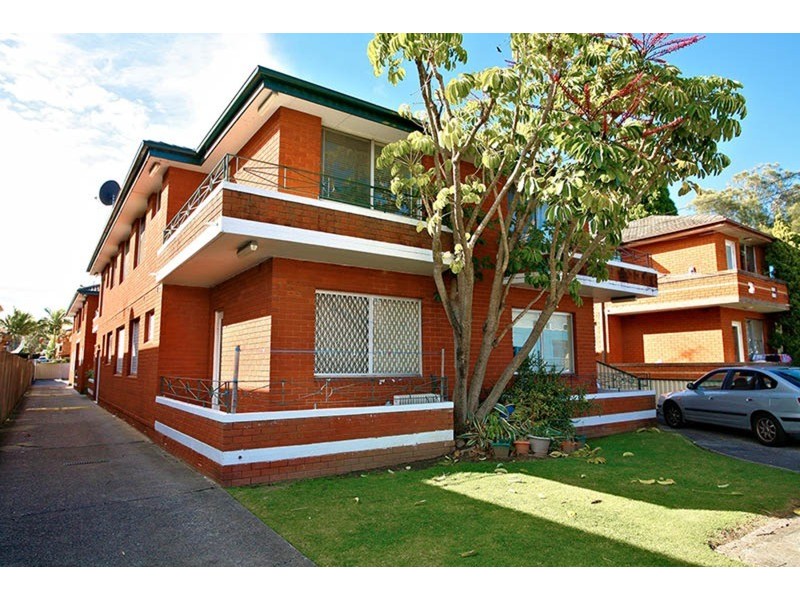 2/85 Hampden Road, Lakemba NSW 2195