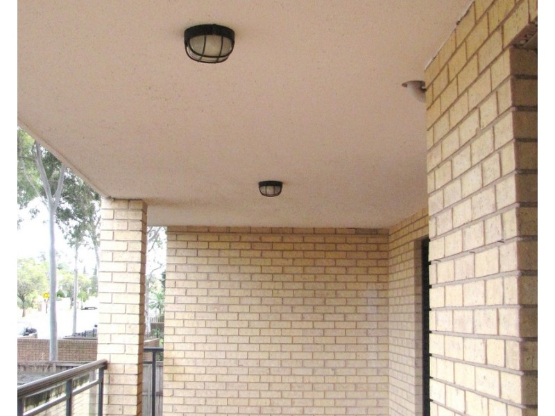 2/35-37 Brandon Avenue, Bankstown NSW 2200