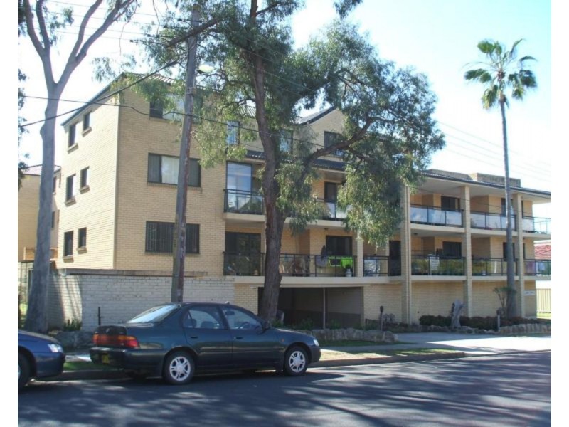 2/35-37 Brandon Avenue, Bankstown NSW 2200