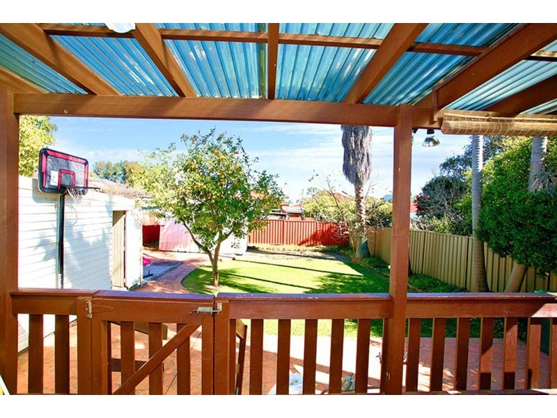 14 Vivienne  Avenue, Lakemba NSW 2195